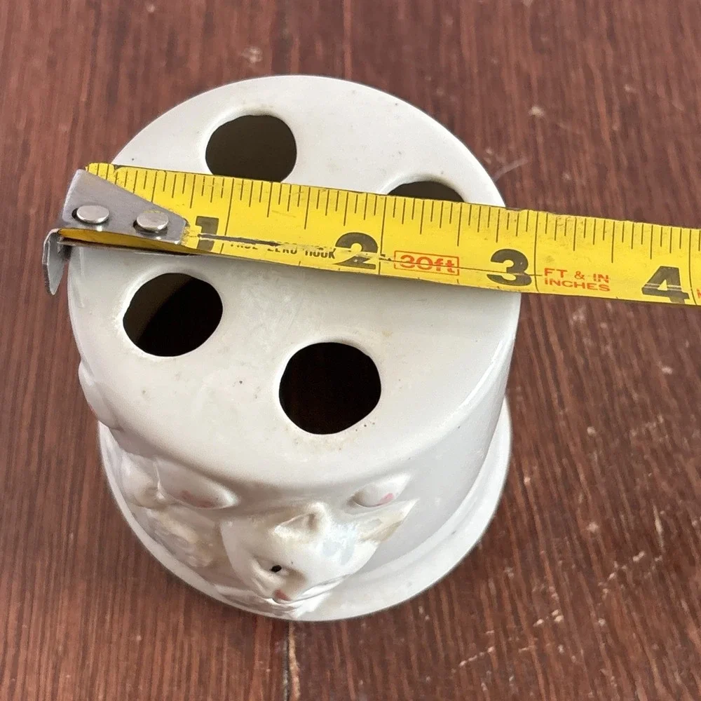 Vintage Jamestown Cat Porcelain Toothbrush Holder